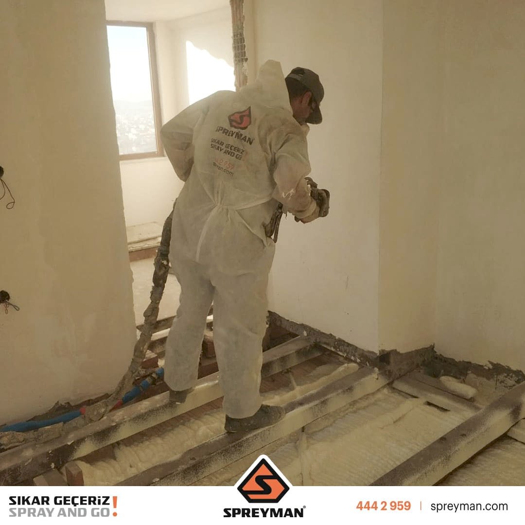 Çatı Arası Lambri Üzeri Poliüretan Köpük Isı Yalıtım Uygulama