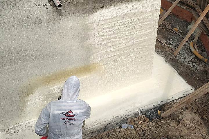 Perde Beton Poliüretan Köpük Uygulaması