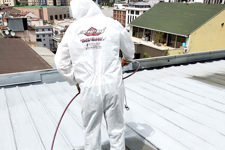 Metal Çatı Polyuera Su Yalıtımı