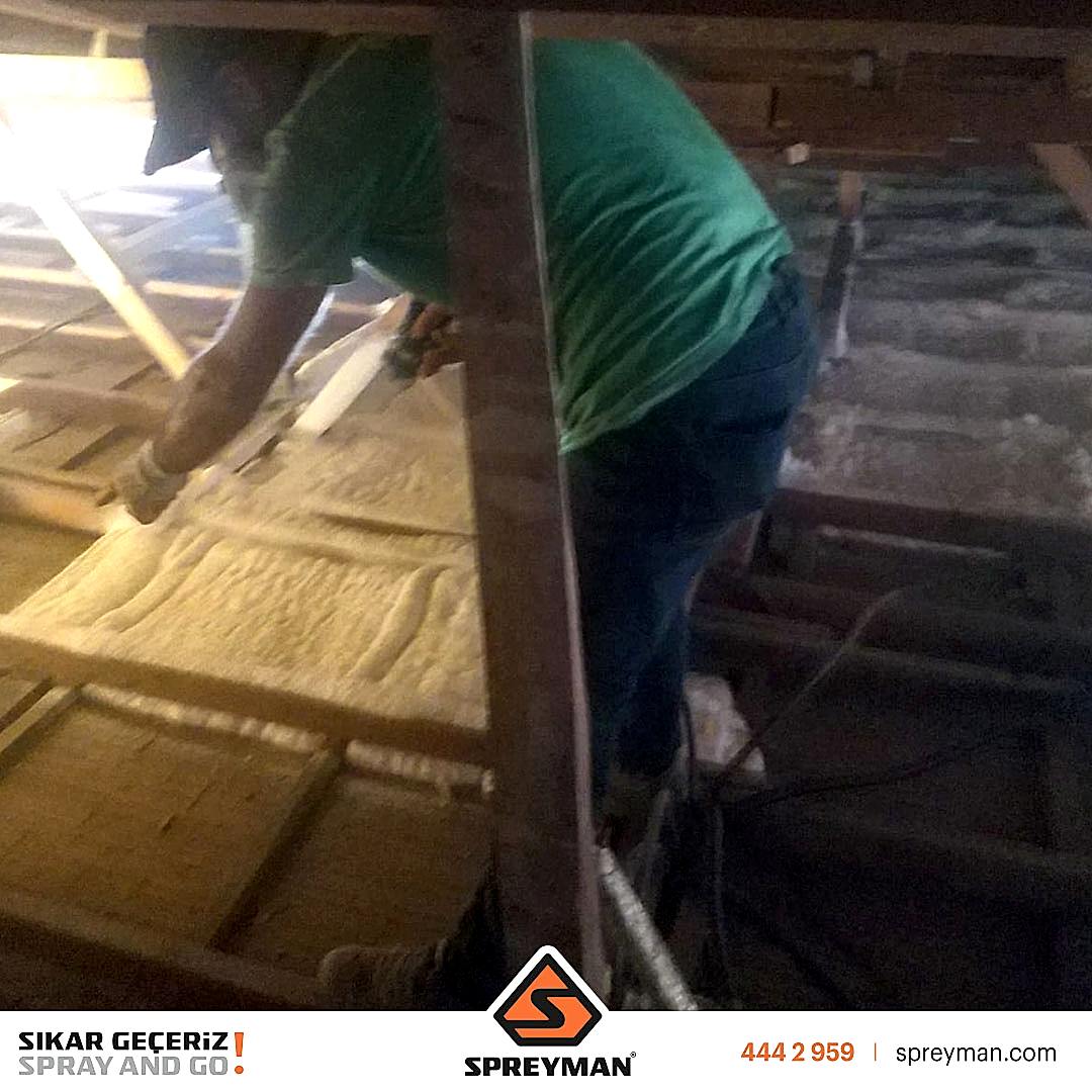 Çatı Arası Zemin Lambiri Üzeri Poliüretan Köpük Uygulammamız..!